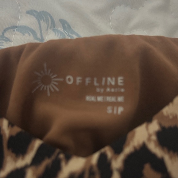 Leopard Print Women's Top Fitted - Picture 2 of 4